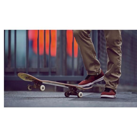 Mens Nike Paul Rodriguez 9 Elite SkateBoard Sneaker Color Red Gold Black Sz 11.5 - Picture 2 of 15